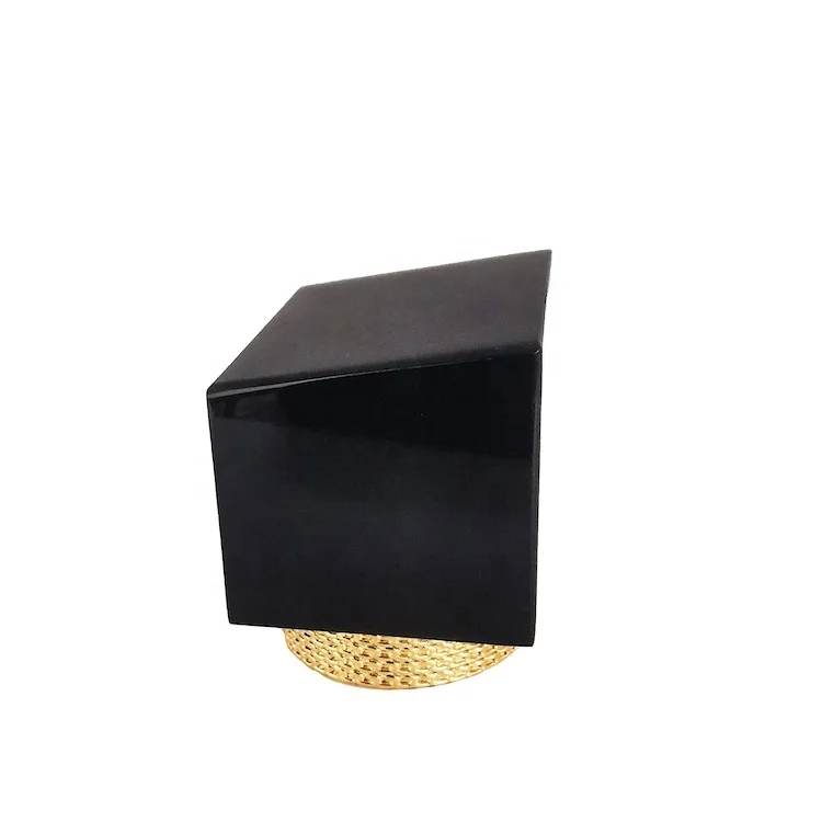 
Promotional Various Particularly Novel Design Perfume Metal Bottle Caps 