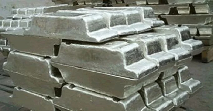 Продажи китайским поставщикам большой запас чистых слиток олова распродажа 99.9% 99.95% 99.99%