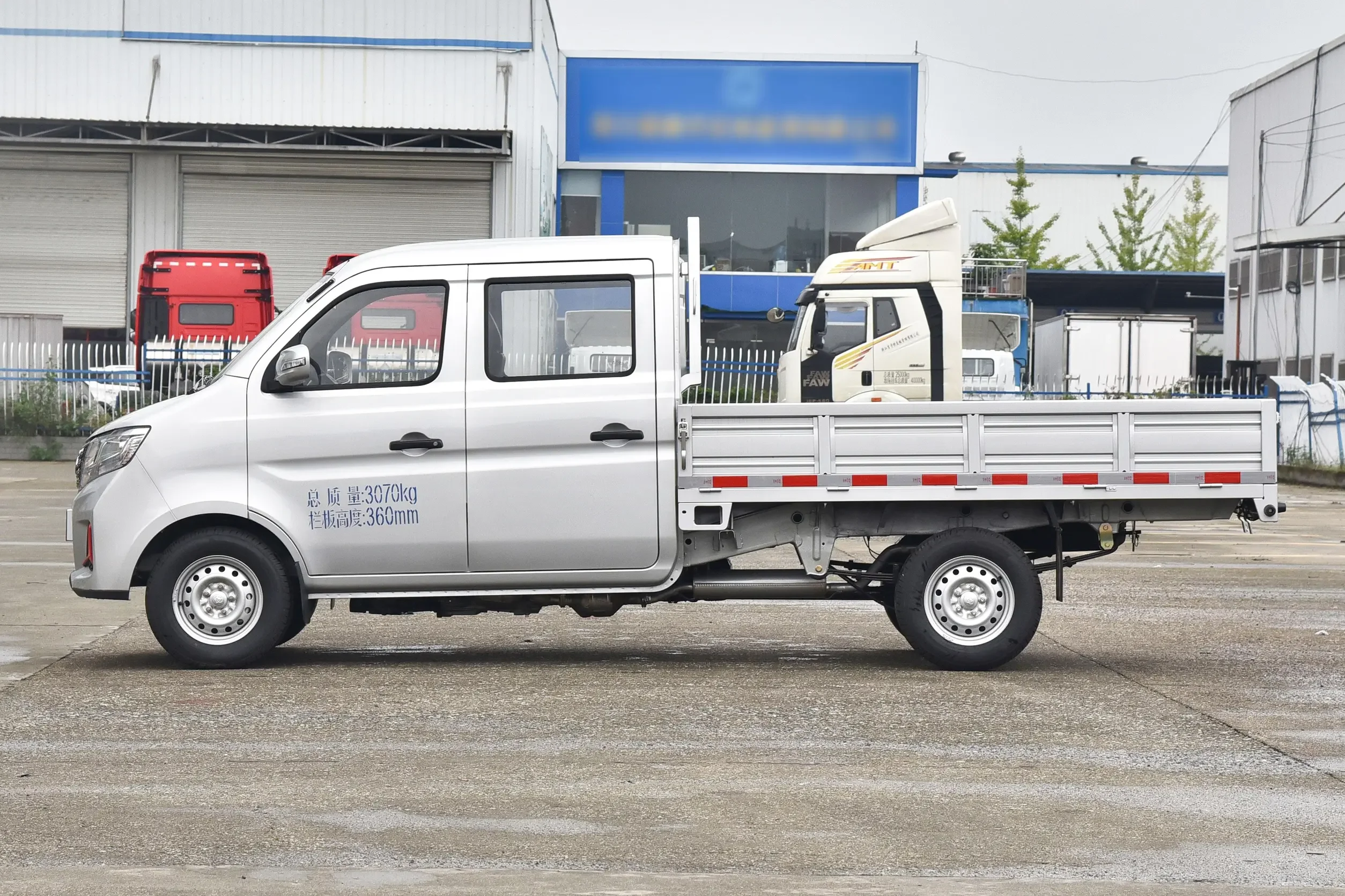 Changan/KYC T3 Plus Gasoline freight vehicle Economical fuel RWD mini cargo truck with manual transmission CHANGAN KYC Goods Car