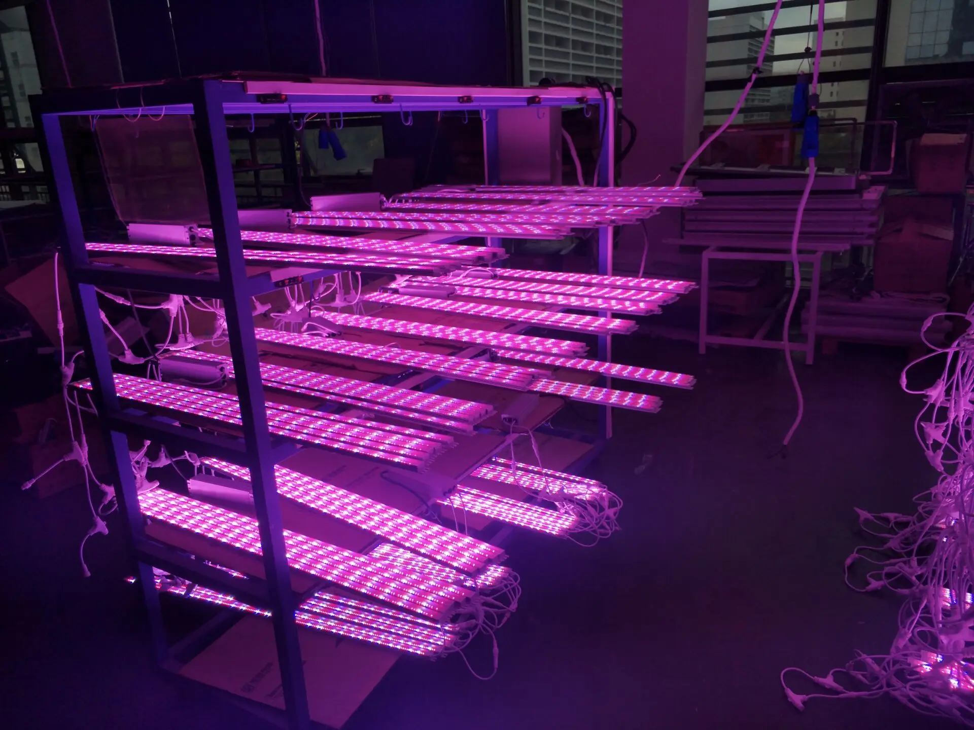 Ecospeed 3ft 4ft LED Strip Grow Lights Bar for Hydroponics / Vertical Farming System