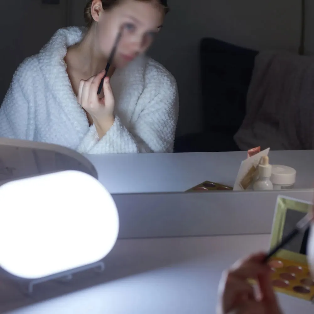 GQ-L2 Compact SAD Nature Bright LED Therapy Light Depression Patient Health-care Energy Lamp