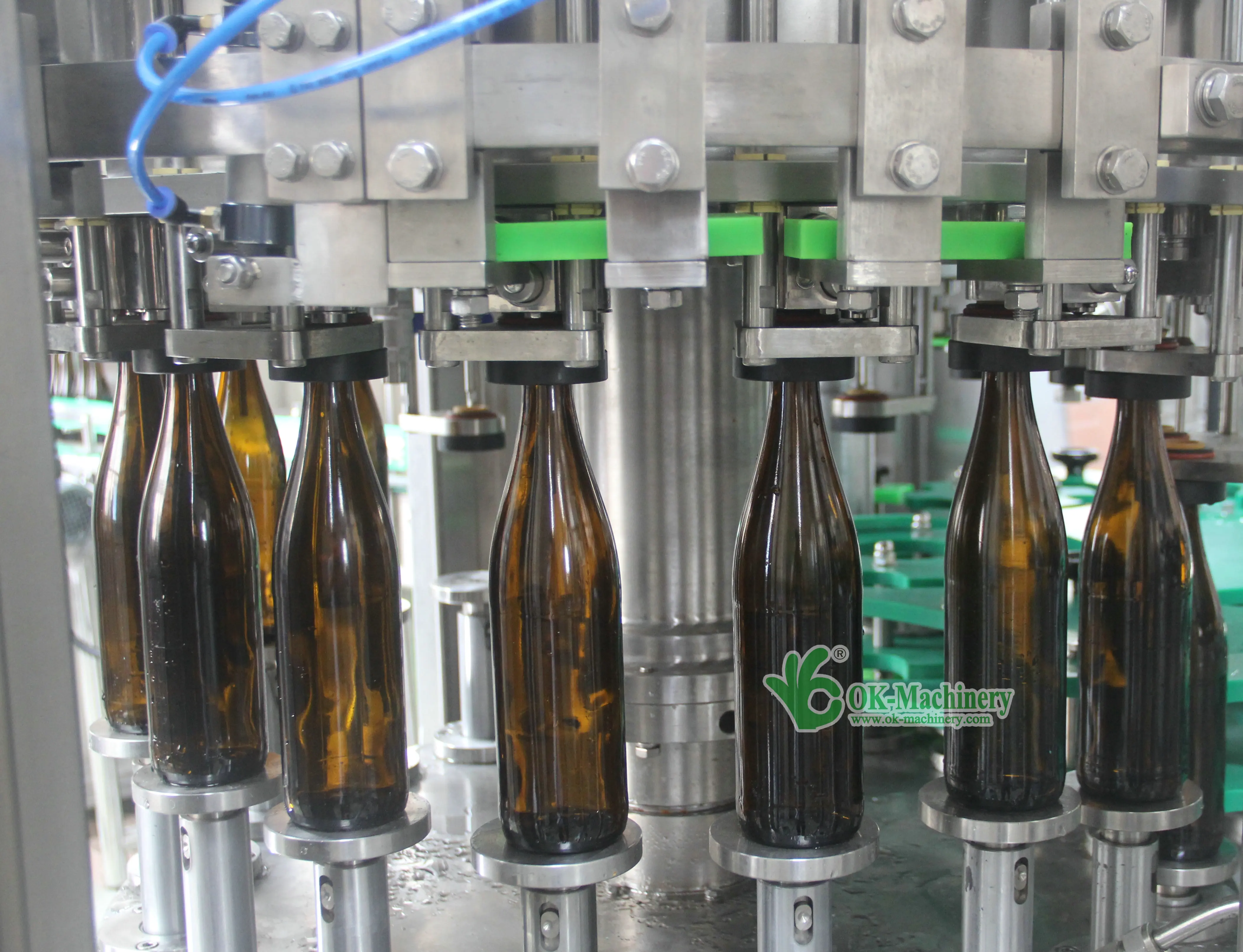 BKDZ001 carbonated soft drinks beverage sparking water cola monoblock glass bottle filling and capping machine