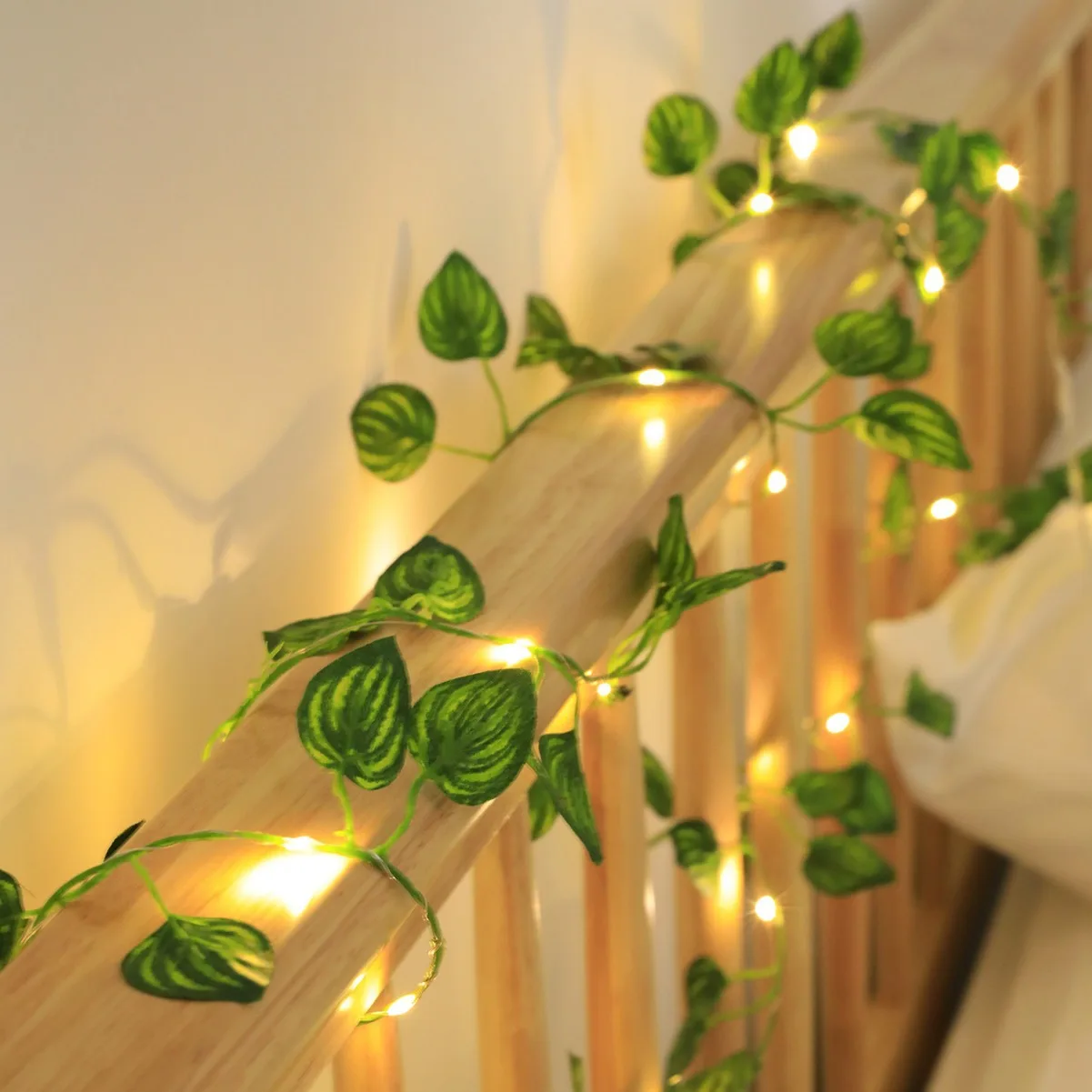 Solar Rattan Willow Leaves Climbing tiger Green Willow Lights Series Willow Leaf Lights