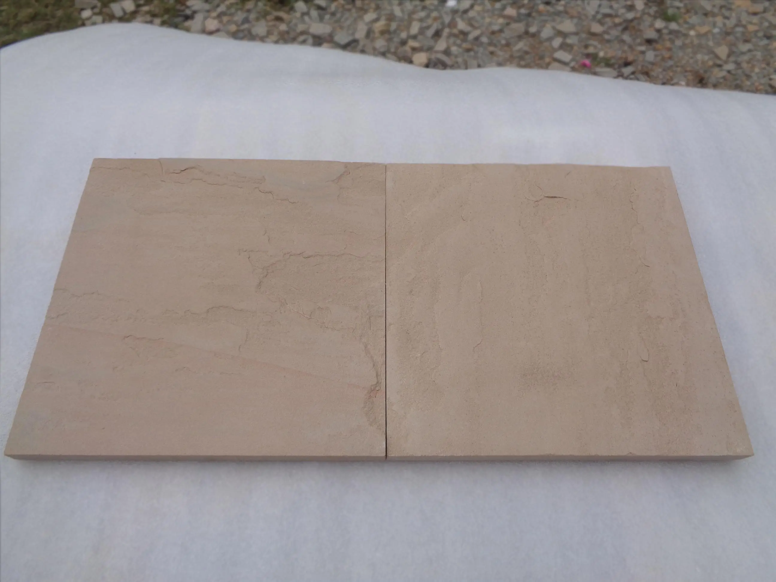 Dholpur Beige Honed Top Calibrated Bottom Machine Cut Edges Sandstone High Strength Bulk Quantity Top Selling