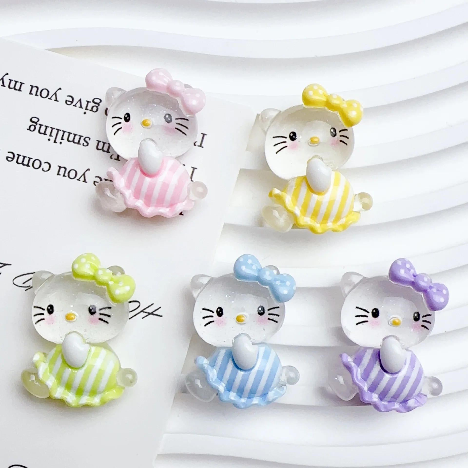 Diy Resin Cartoon Bow Hello Cat Kitty Phone Case Decoration Accessories Glow In The Dark Nail Charms Ready To Ship