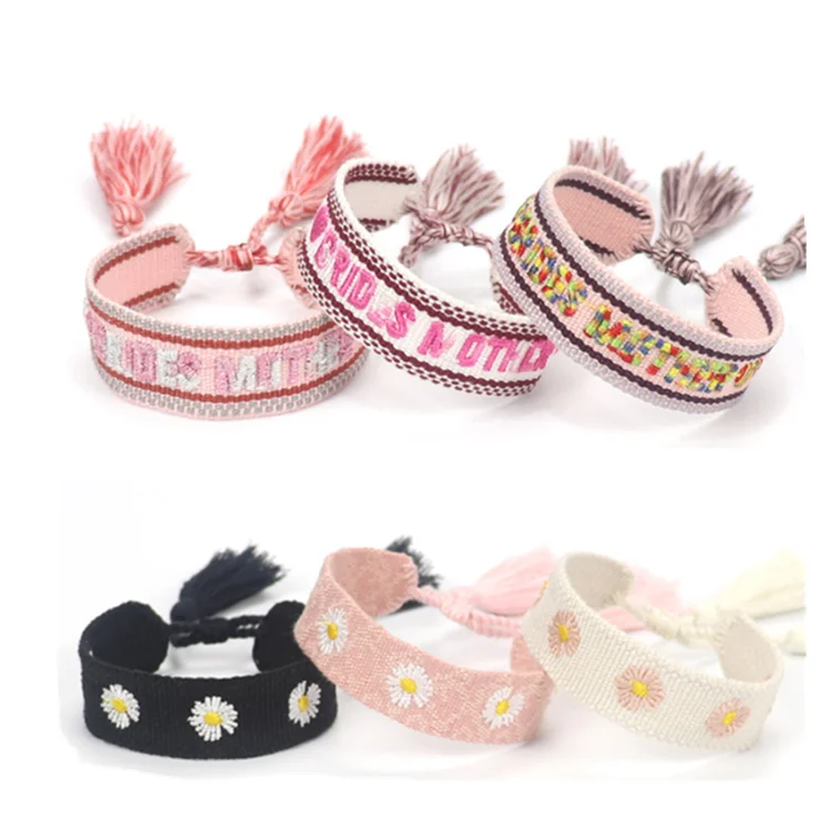 New style friendship wrist band & friendship bracelet belt in cotton ,cotton woven bracelet for with embroidery girls