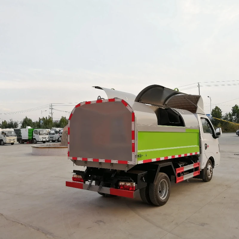 Fecal waste transfer vehicle, 2-ton dehydrated fecal cleaning vehicle, fully enclosed fecal transport vehicle