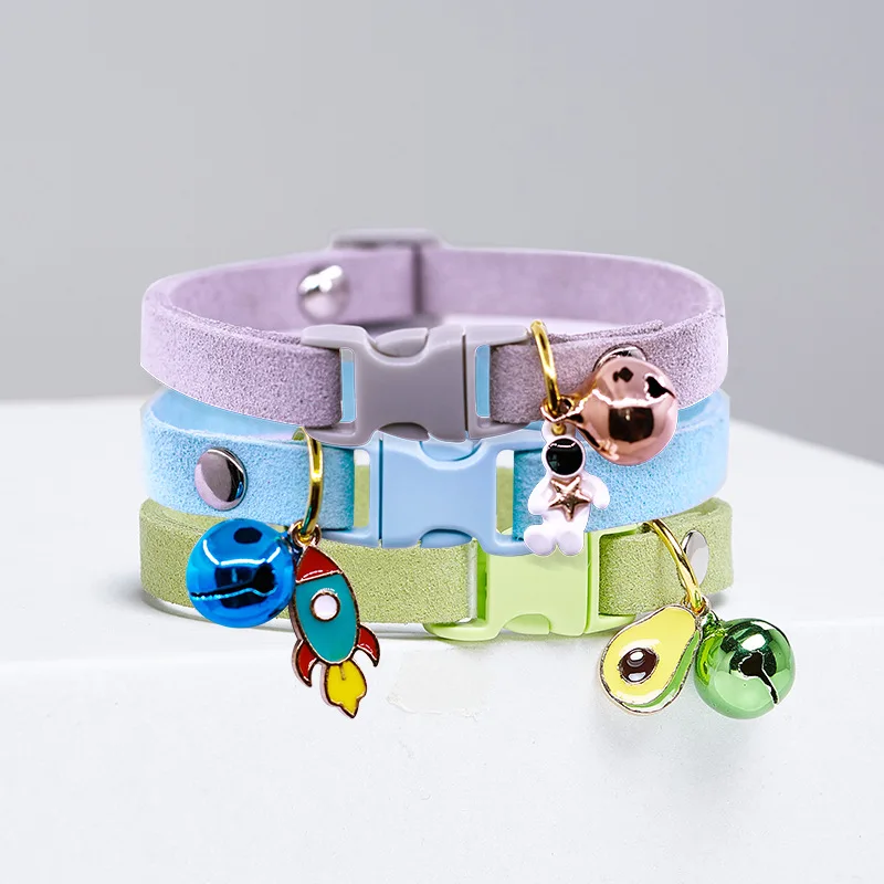 OEM/ODM Cat Collar Solid Color Cute Cat Neck Jewelry Decoration Kitten Pet Bell Necklace Outdoor Accessories Products Supplies