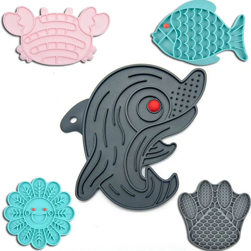 Dog Slow Feeder Bowl Licking Mat Silicone Dog Lick Pad for Bathing Grooming