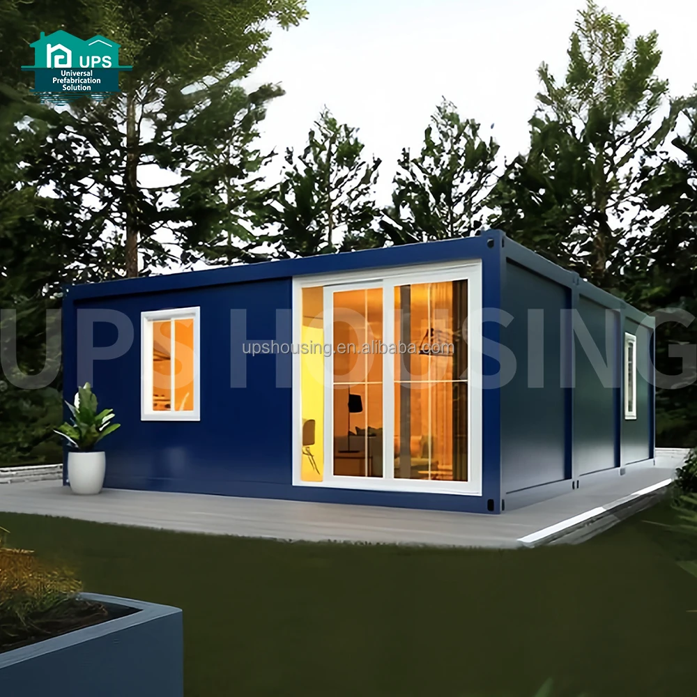 2024 Easy installation homestay Modern mini container home villa cheap modern building tiny container house made in China