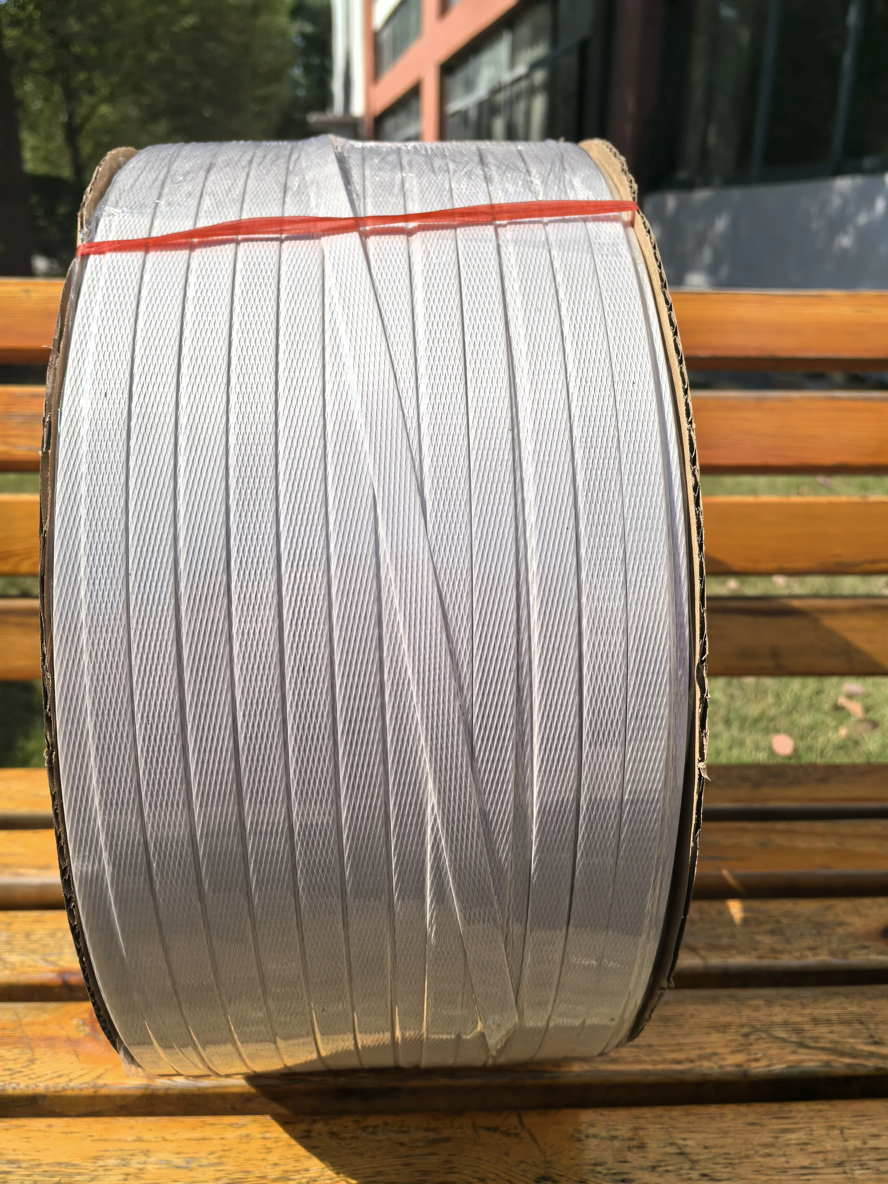 Industrial-Grade 3000m Long Plastic Strap PP Band Heavy-Duty, Strong, and Perfect for Secure Packaging Manual PP Strapping Band