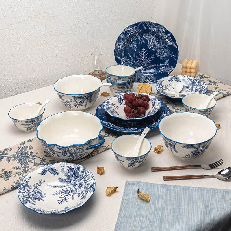 Factory produces customized blue flower ceramic tableware sets with classic style ceramic soup bowls and plates
