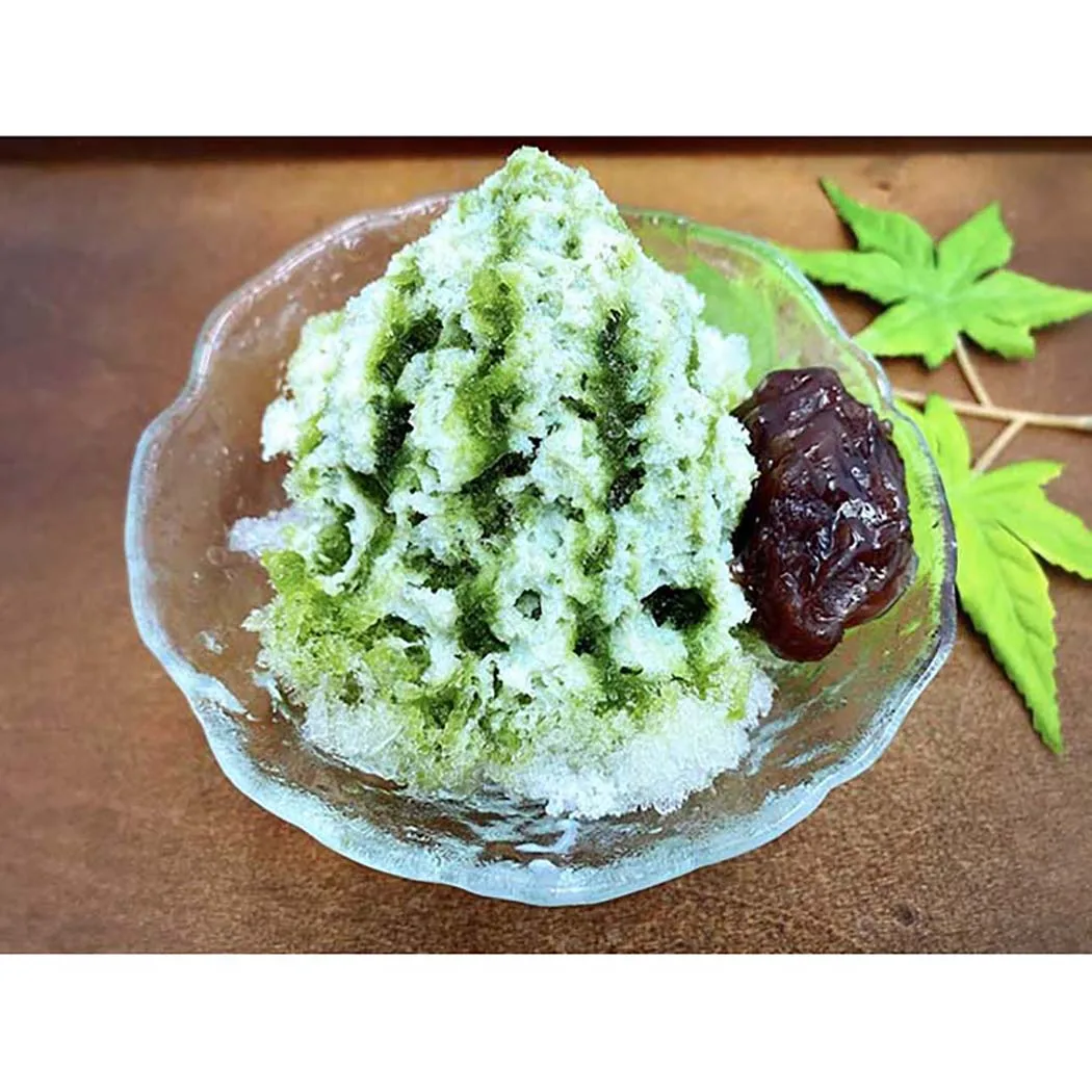 
Japan ceremonial organic matcha green tea made from youngest leaves 