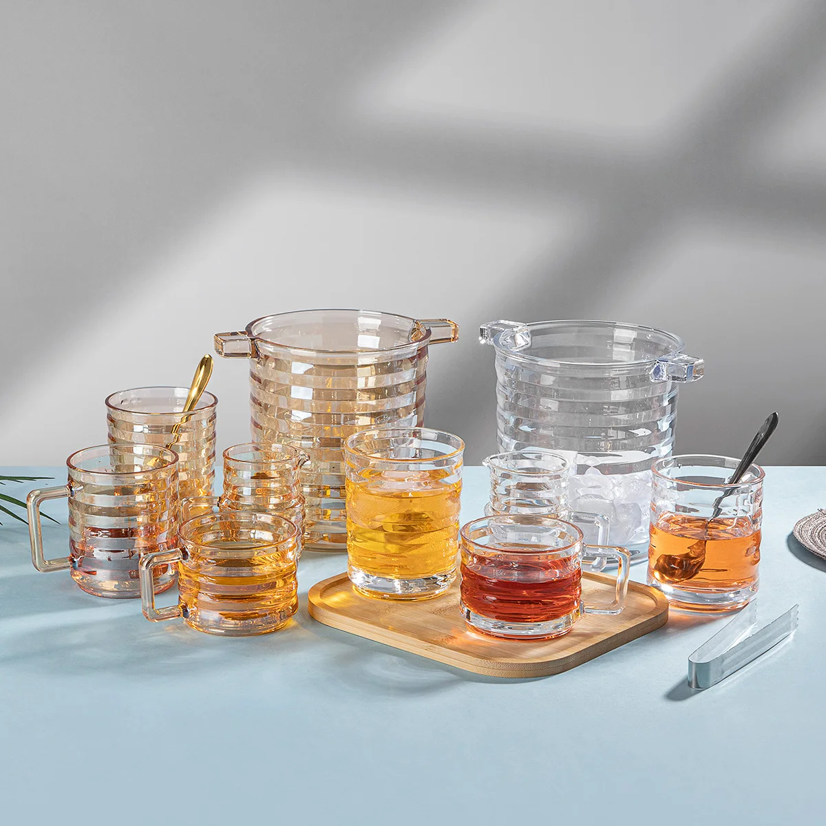 OEM/ODM  High-quality New Design Engraved Pattern Crystal Glass Ice Bucket For Cooling Wine and Whiskey Bar Use Glass Ice Bucket