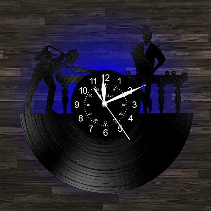 Retro Style Vinyl Record Wall Clock Decoration Nostalgic Old Record Disc With Clock and LED Lights Home Bar Cafe Wall Decoration
