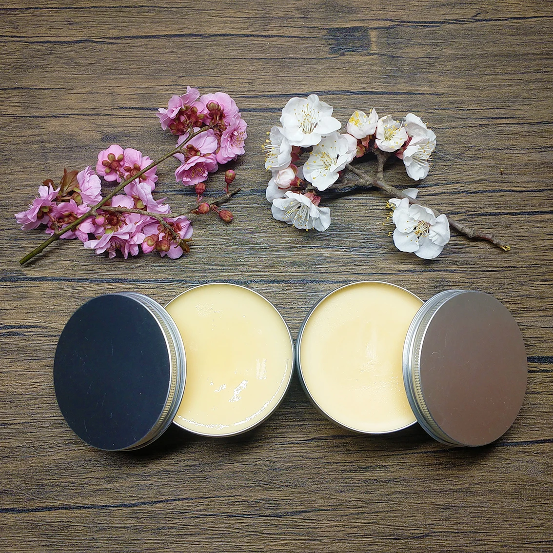 cast iron seasoning beeswax