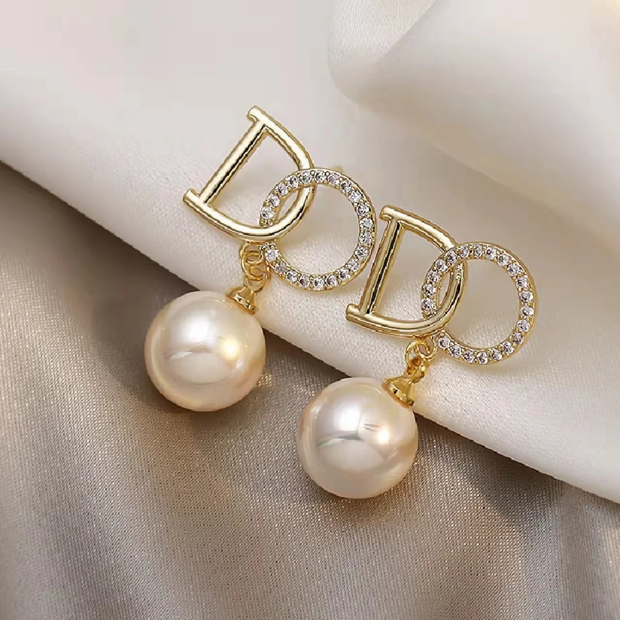 2023 New Vintage Letters Stud Earrings for Women Luxury  Designer Ear Rings Party Jewelry
