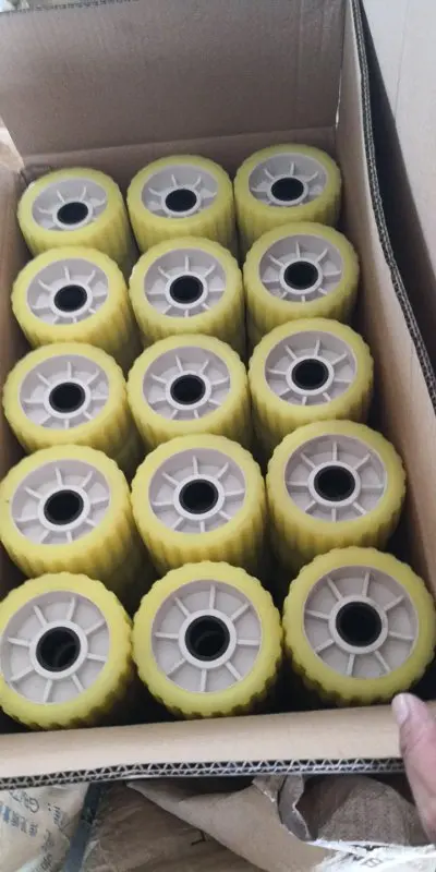 Made in China boat trailer keel roller