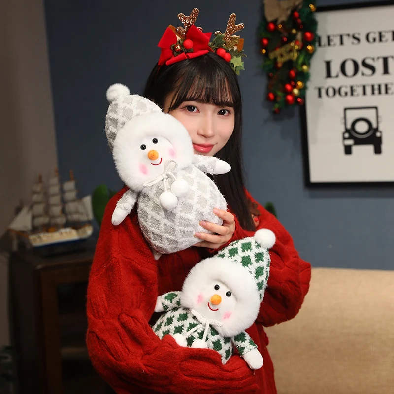 Christmas Day Decoration Scarf Snowman Doll Cartoon Standing posture Smile Little Snowman Plush Toy