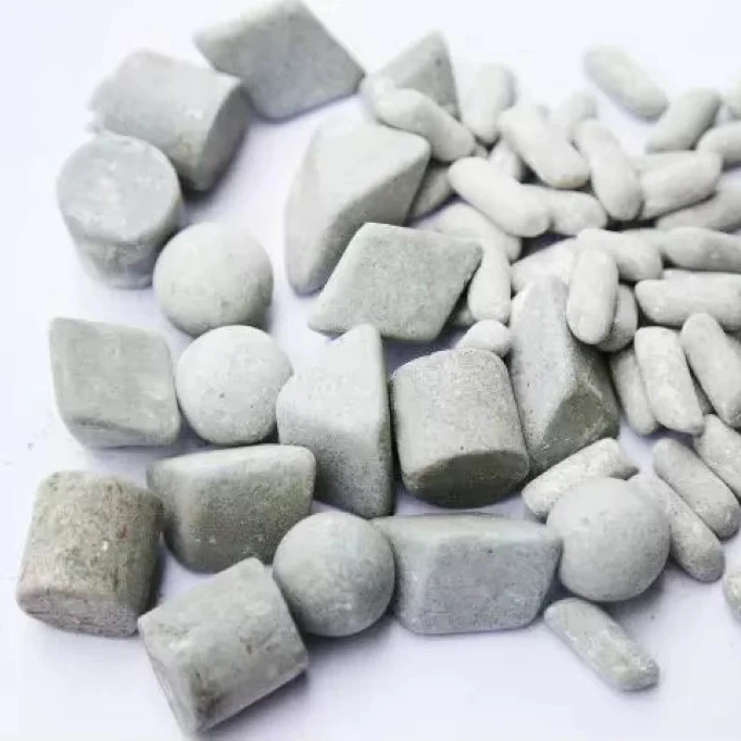 High Efficiency White Cutting Cylindrical Alumina Abrasive Particles Polishing Tumbling Ceramic Media