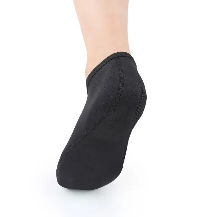 
Factory price non slip soft breathable punching neoprene room shoe socks 