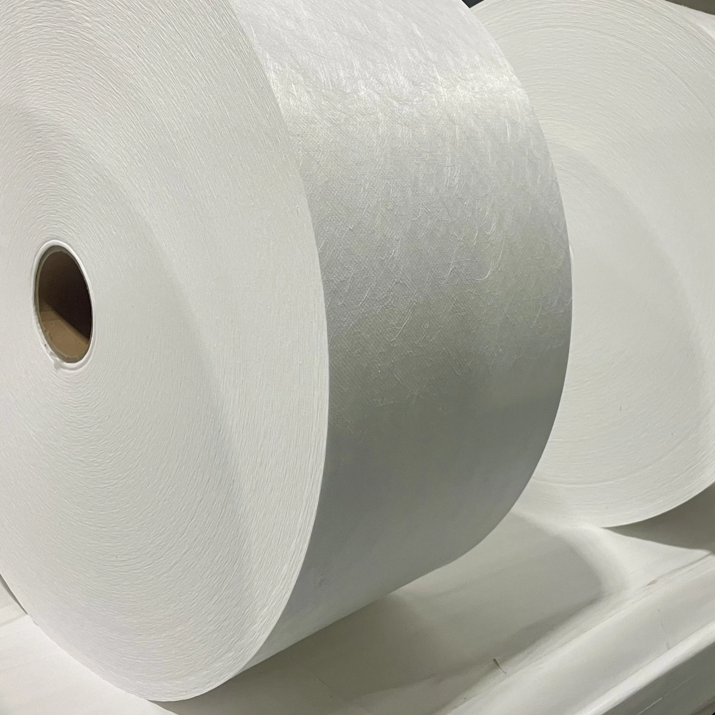 Factory supply BFE99 meltblown nonwoven fabric  25GSM 230mm pp spunbond polypropylene  nonwoven fabric materials roll