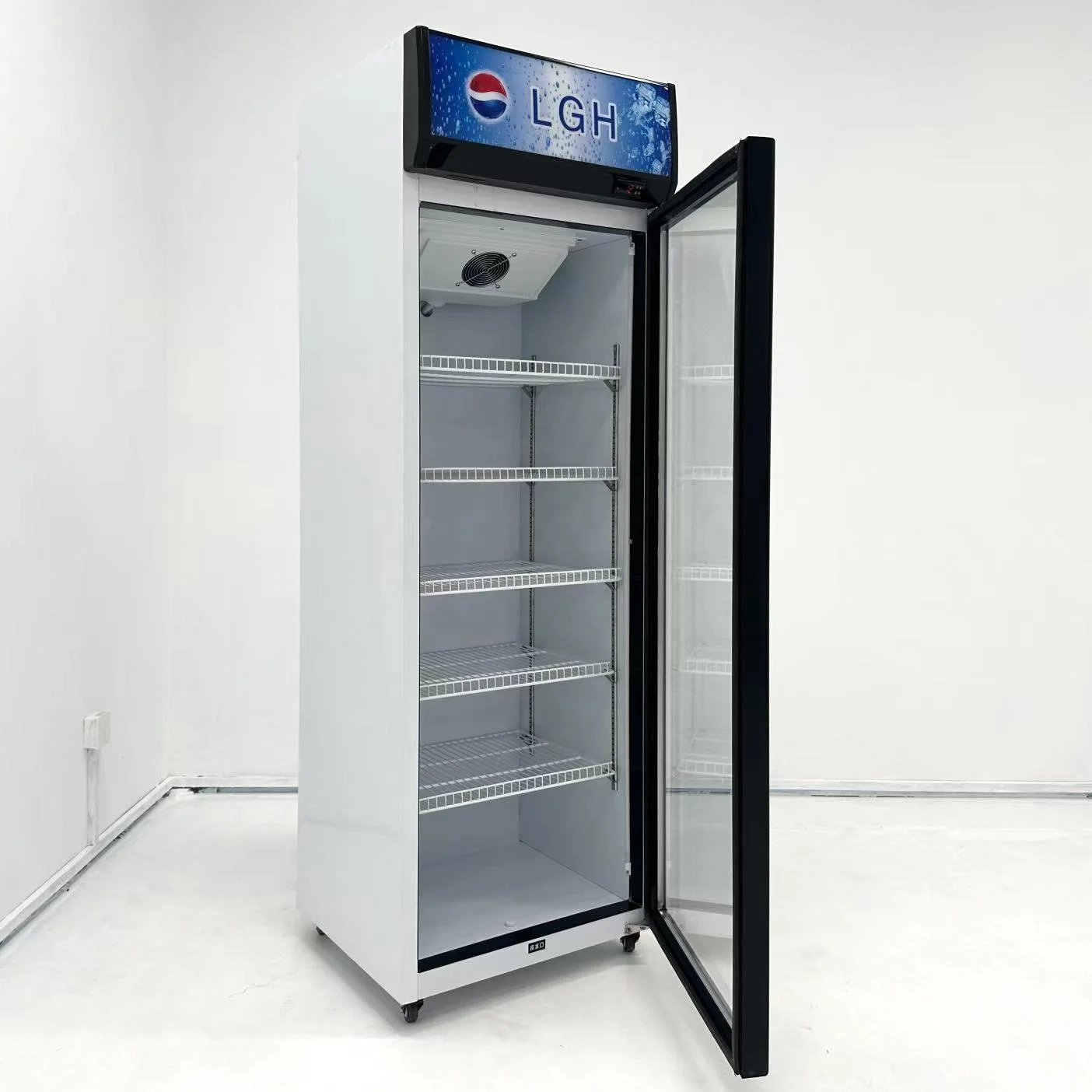 hot sale vertical soft drinks /milk coolers for supermarket shop restaurant