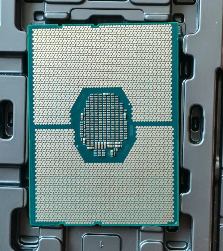 SRF8Y Intel Xeon Processor Gold 6242 16-Core 2.8GHz 22MB Cache CD8069504194101