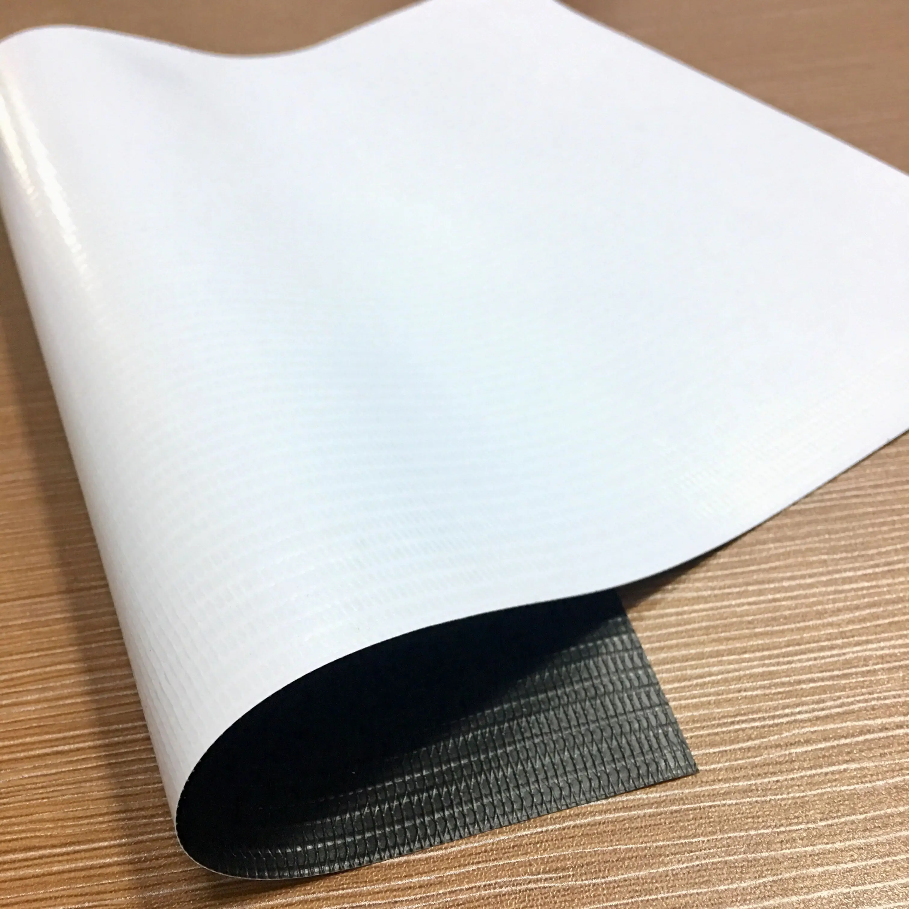 Factory Wholeprice High-Performance Black Back 340g 500*300D Flex Banner Rolls  for Advertising