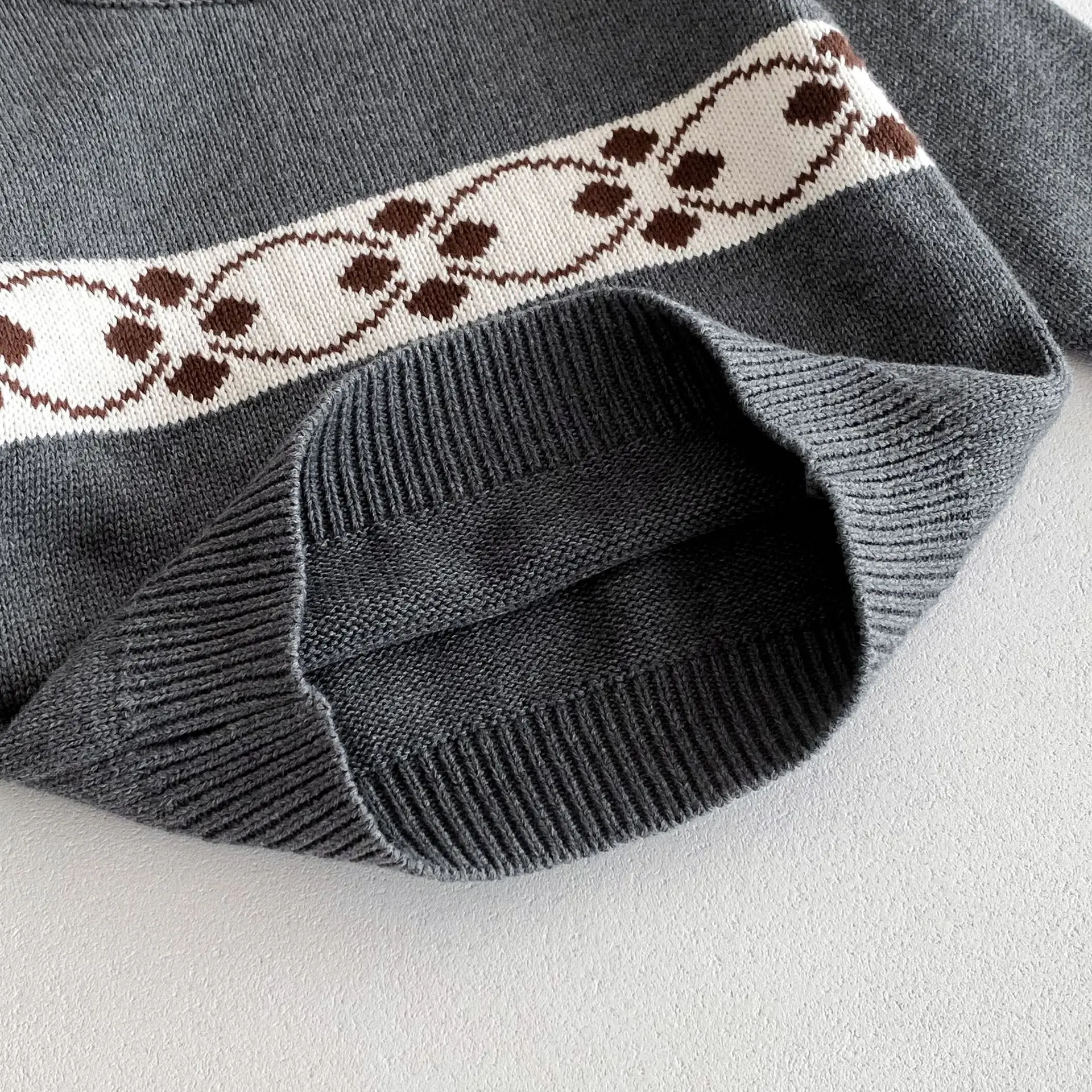 Baby clothing Autumn Korean cotton sweater autumn and winter soft waxy jacquard long-sleeved pullover knitted sweater