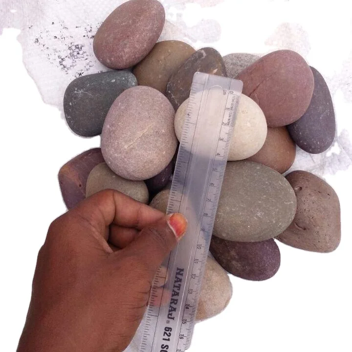 Natural round 3-5 cm stone polished pebbles and water wash  Light weight pebble stone for garden and landscaping decoration