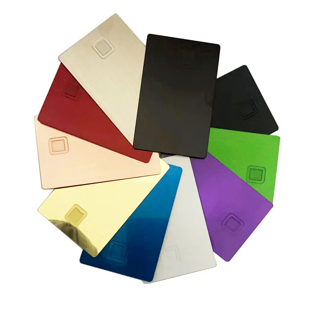 4428 big chip brush black / gold metal credit card with hico magnetic stripe and signature bar