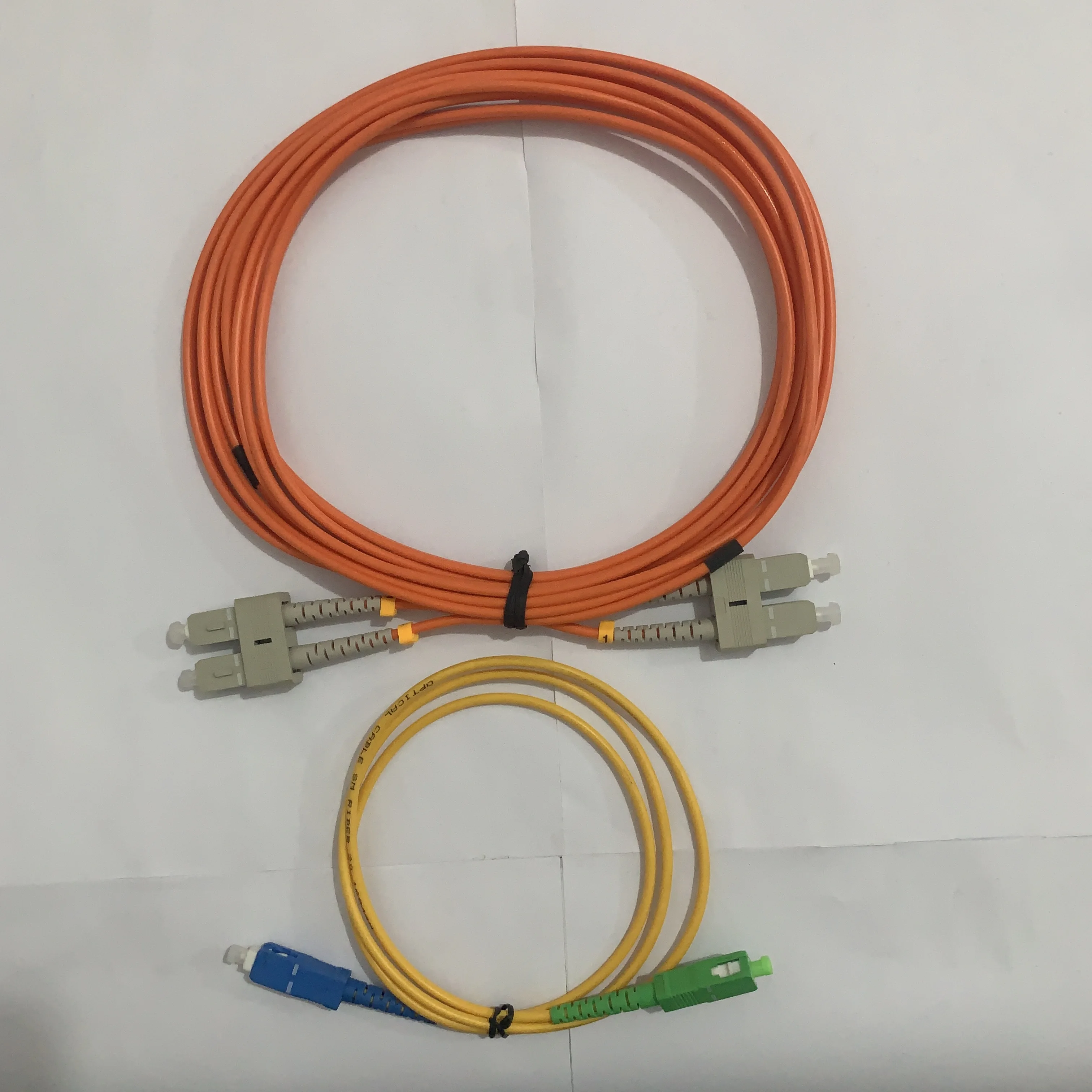 Высокоплотный перемычка для багажника om3 om4, одномодовый кабель, дуплексные волоконные контакты lc, mtp mpo коннектор