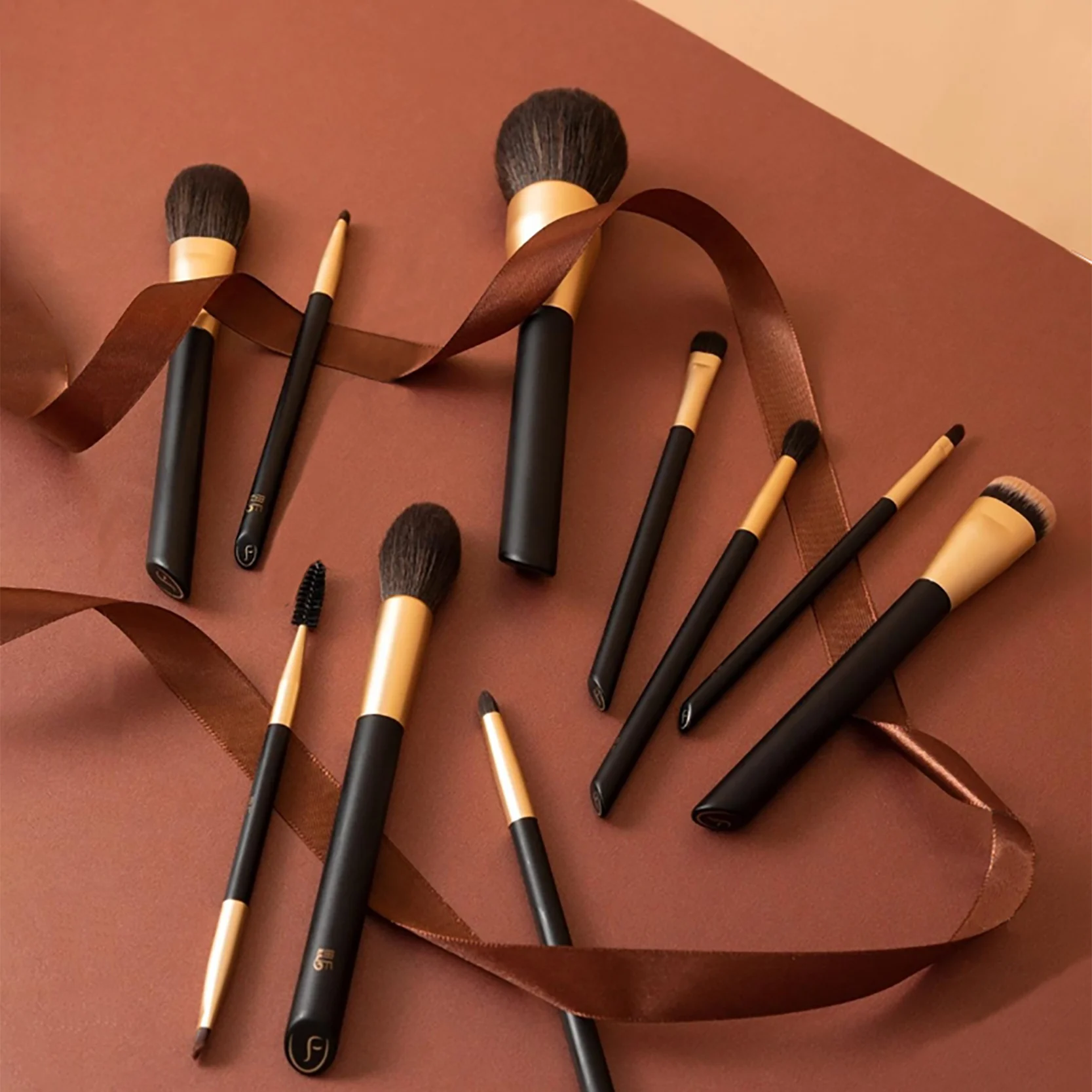 High quality Wholesale 4 10 12pcs black  Makeup Brush Set Make Up Tools private label