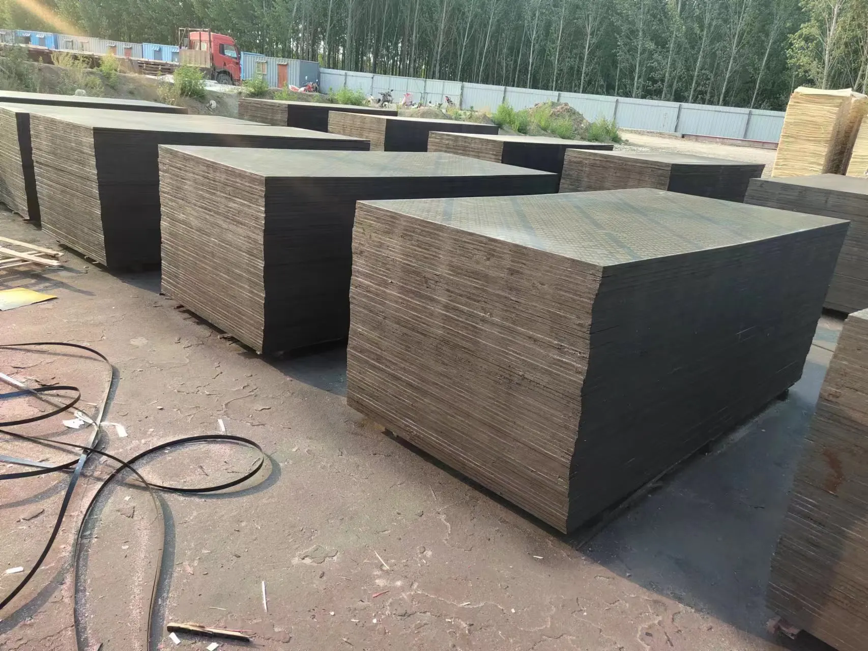WBP Glue Plain film faced plywood with poplar core/Eucalyptus core