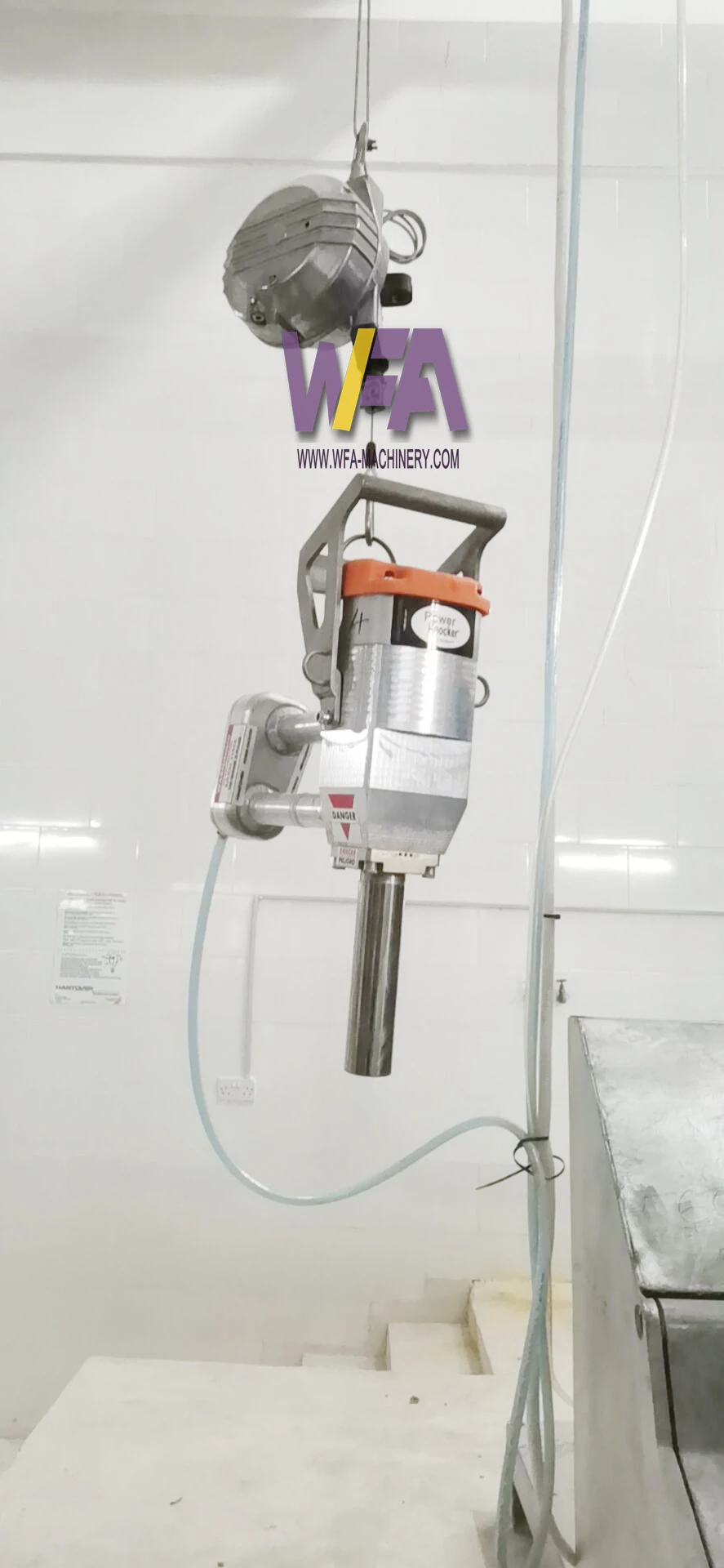 Cow Slaughter Line Pneumatic Stunner For Cattle Abattoir Equipment