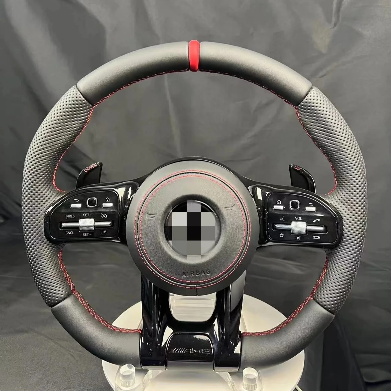 Be applicableMercedes Benz seriesC300 C200 C180 W204 W211 W213 W447 GLSFull leather sports steering wheel
