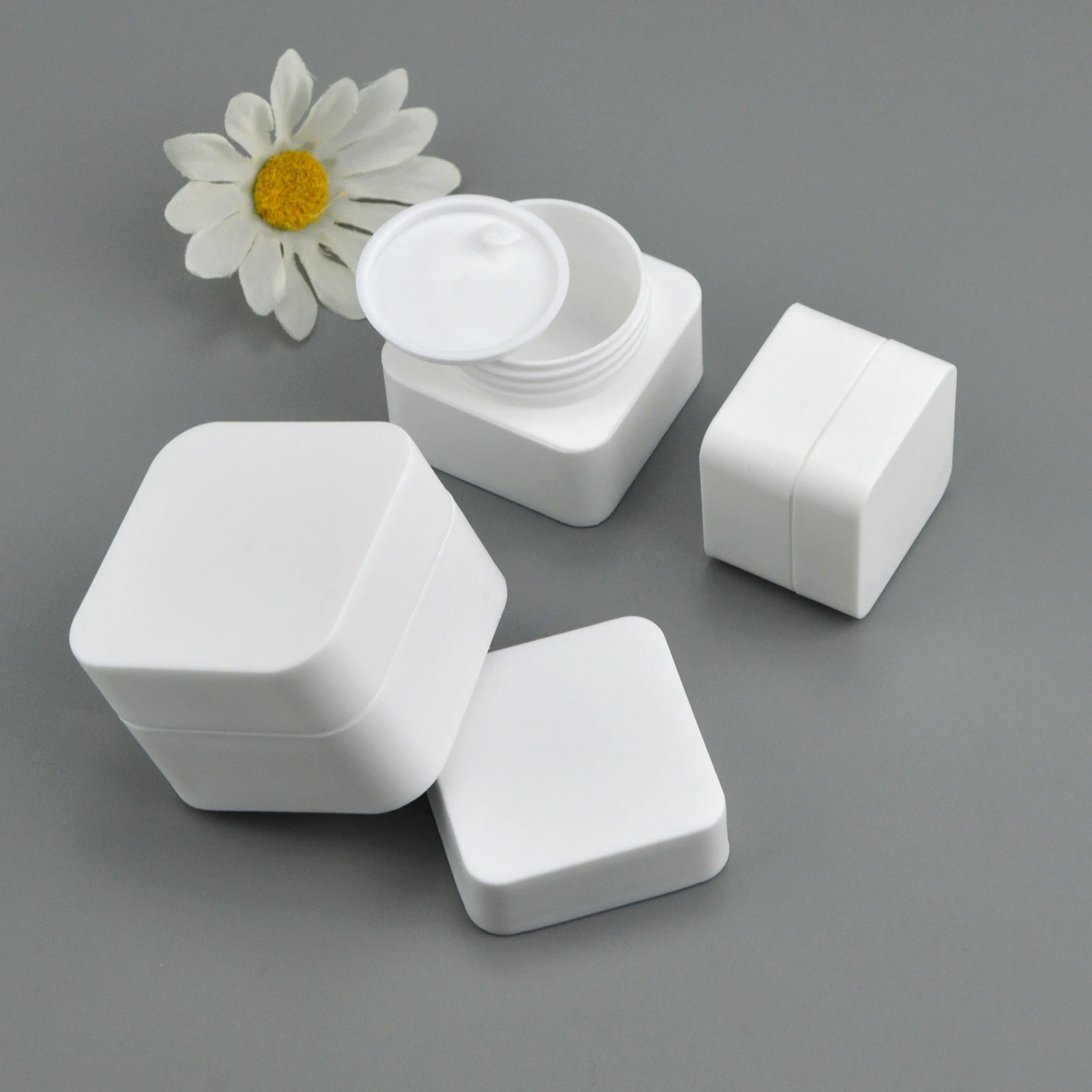 Factory Empty Uv Gel Nail Polish Jar Bpa Double Wall Frosted Face Cream Pp Jars Cosmetic Square Plastic Acrylic Powder Jars