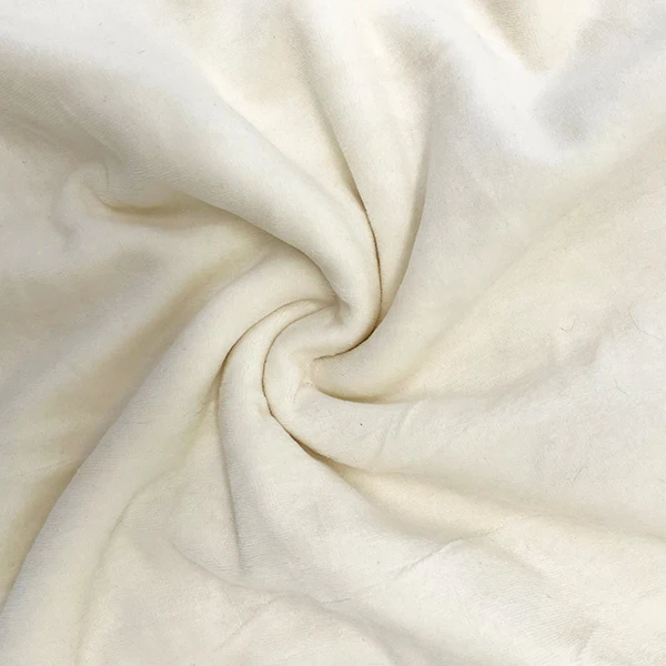 China Factory Manufactures Polyester Printed Fabrics Floral Colorful Flannel Fabric Toy Fabrics  For Garment