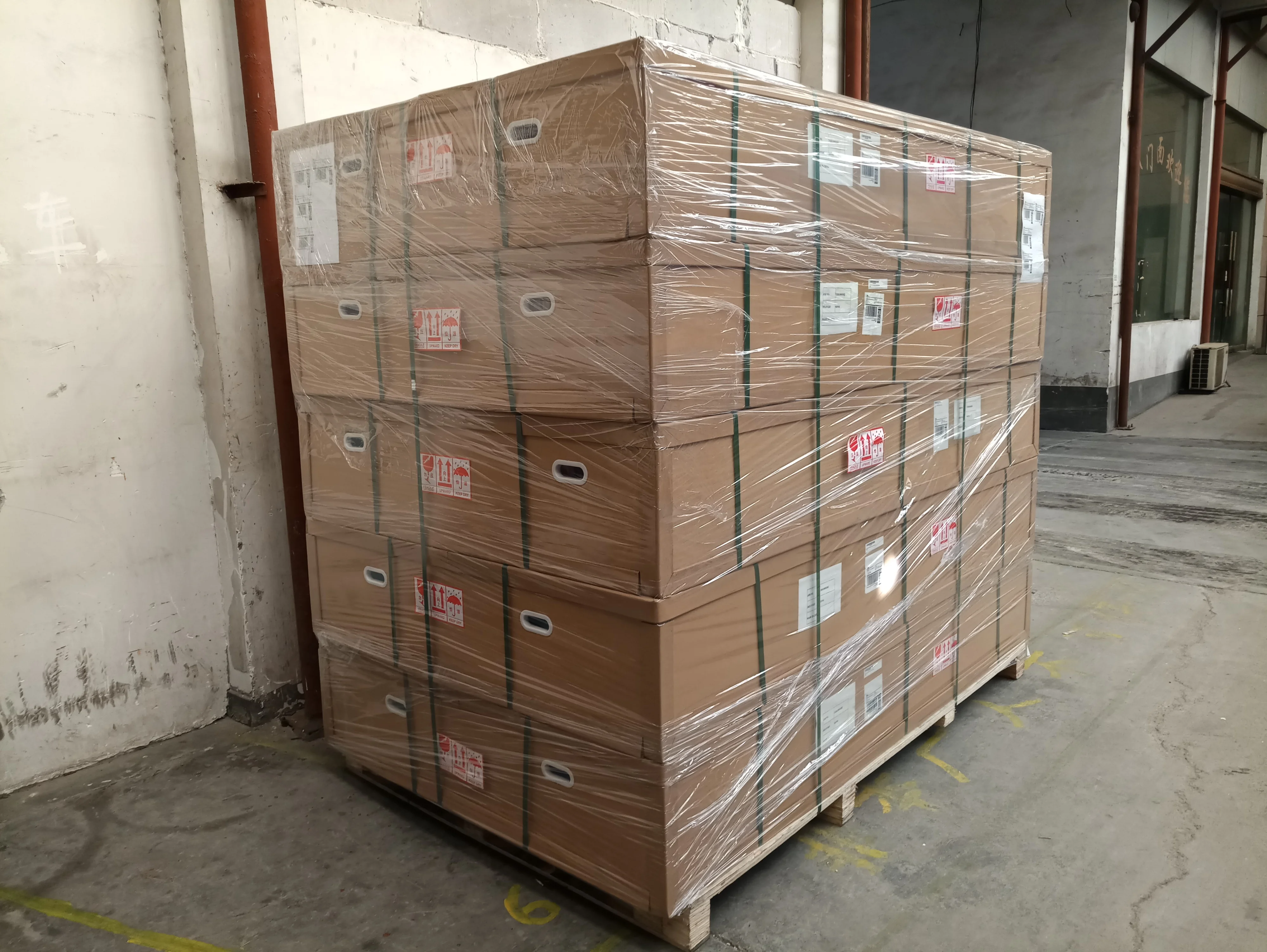 The factory wholesale 4 wheel Deluxe roof top tent removable tent for double person