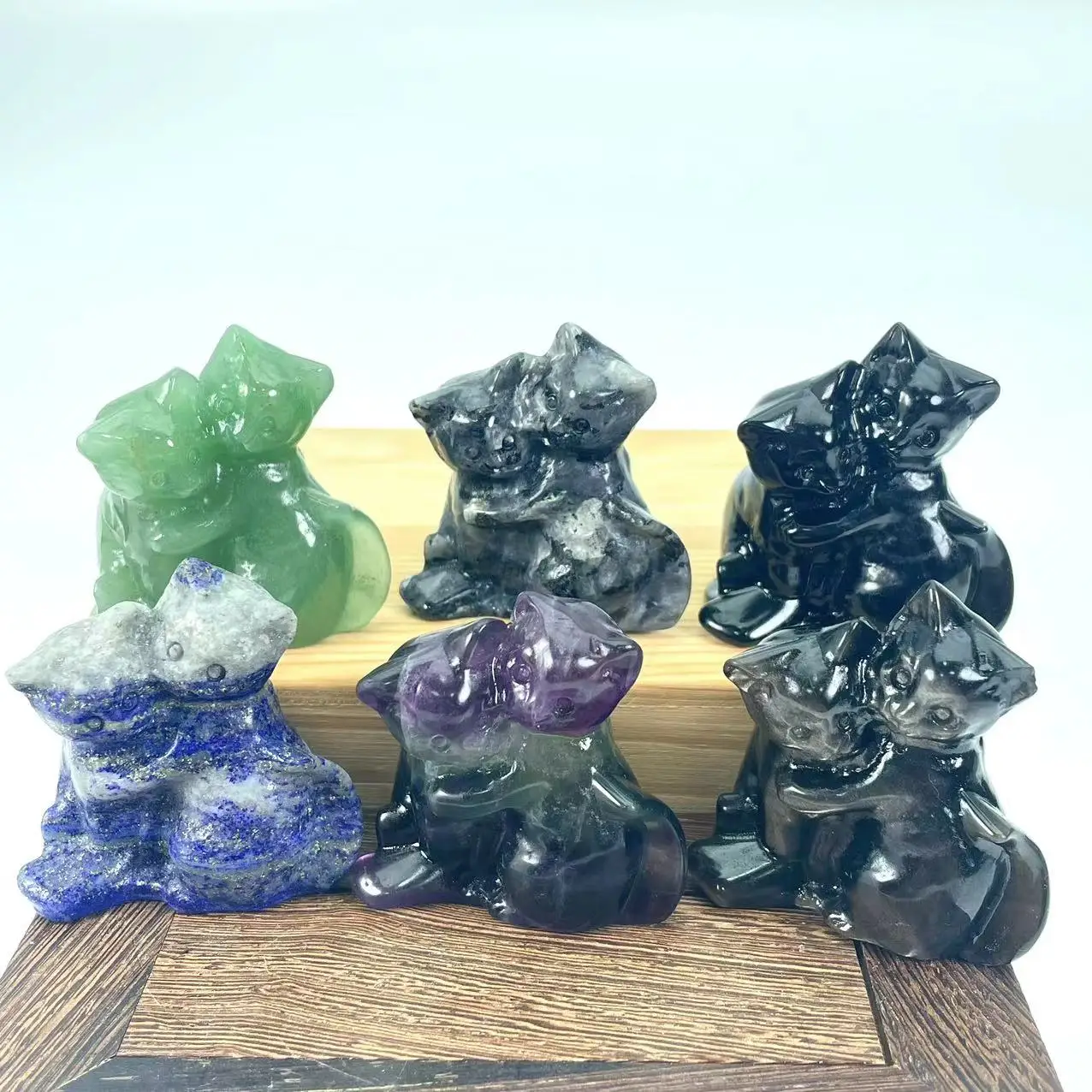 wholesale price spiritual natural rock 5cm fluorite obsidian quartz crystal cat healing stone chakra ornaments crystal gemstone