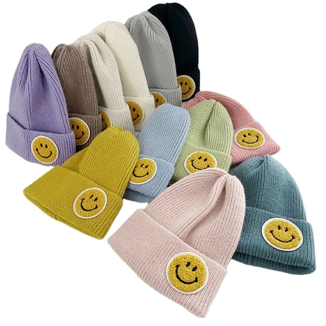 Женская трикотажная шапка