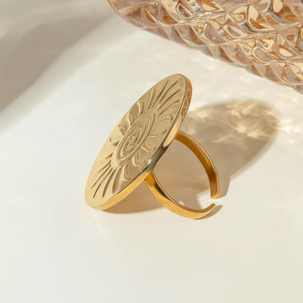 J&D 18K Gold Plated Stainless Steel Round Sunflower Open Ring
