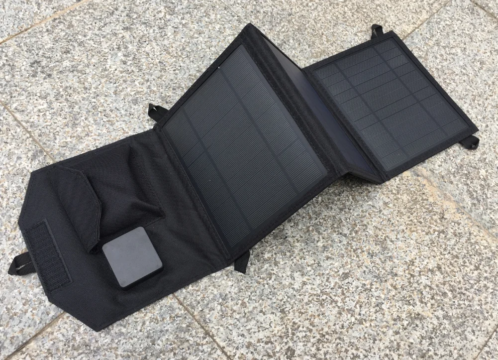 Flextech Company factory new arrival design dual usb solar charger for mobile phone waterproof IP67