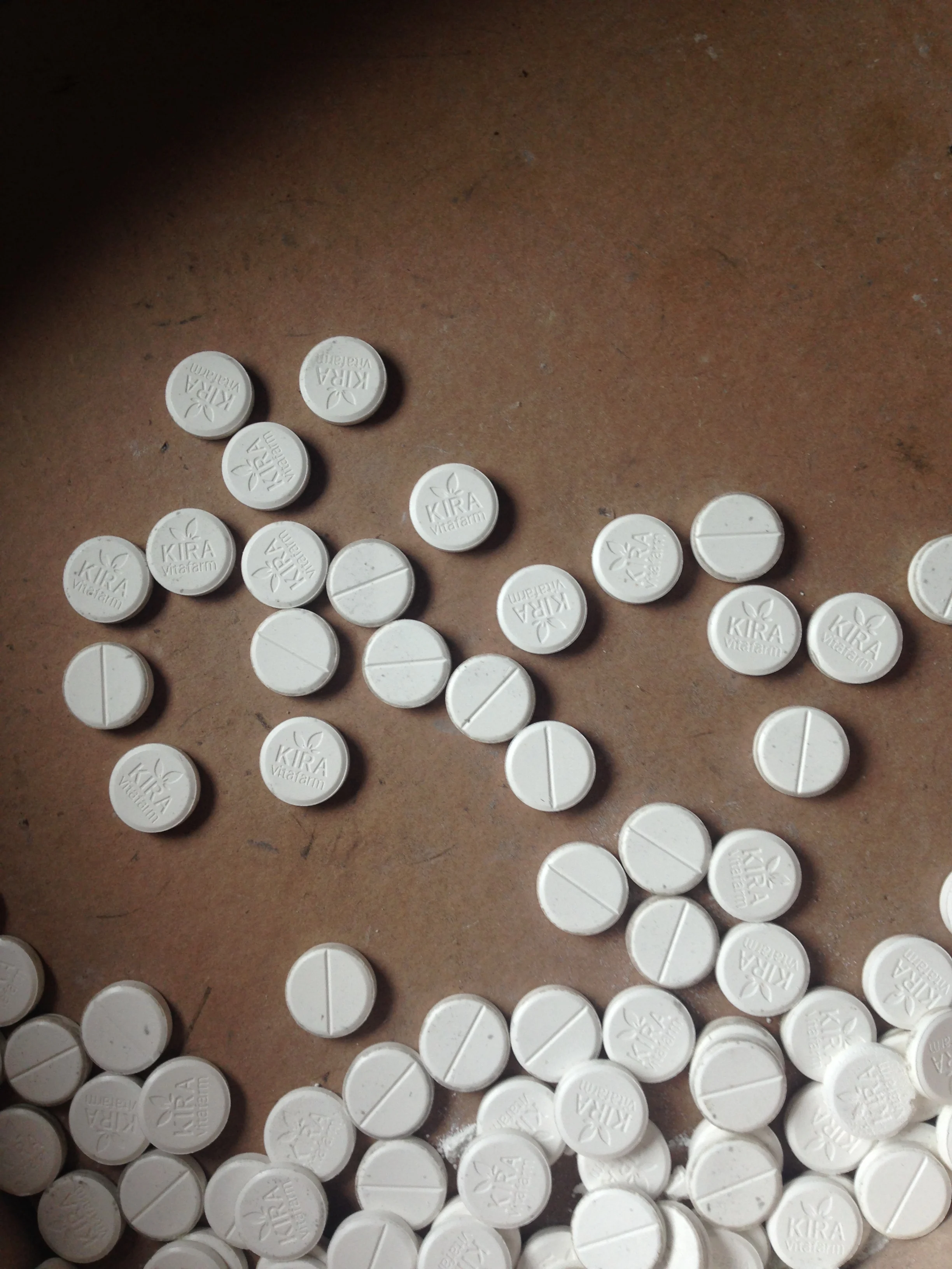 High quality rotary tablet press machine Tablet Compression Machine / Pill Press for Pharmaceutical Tablet press machine