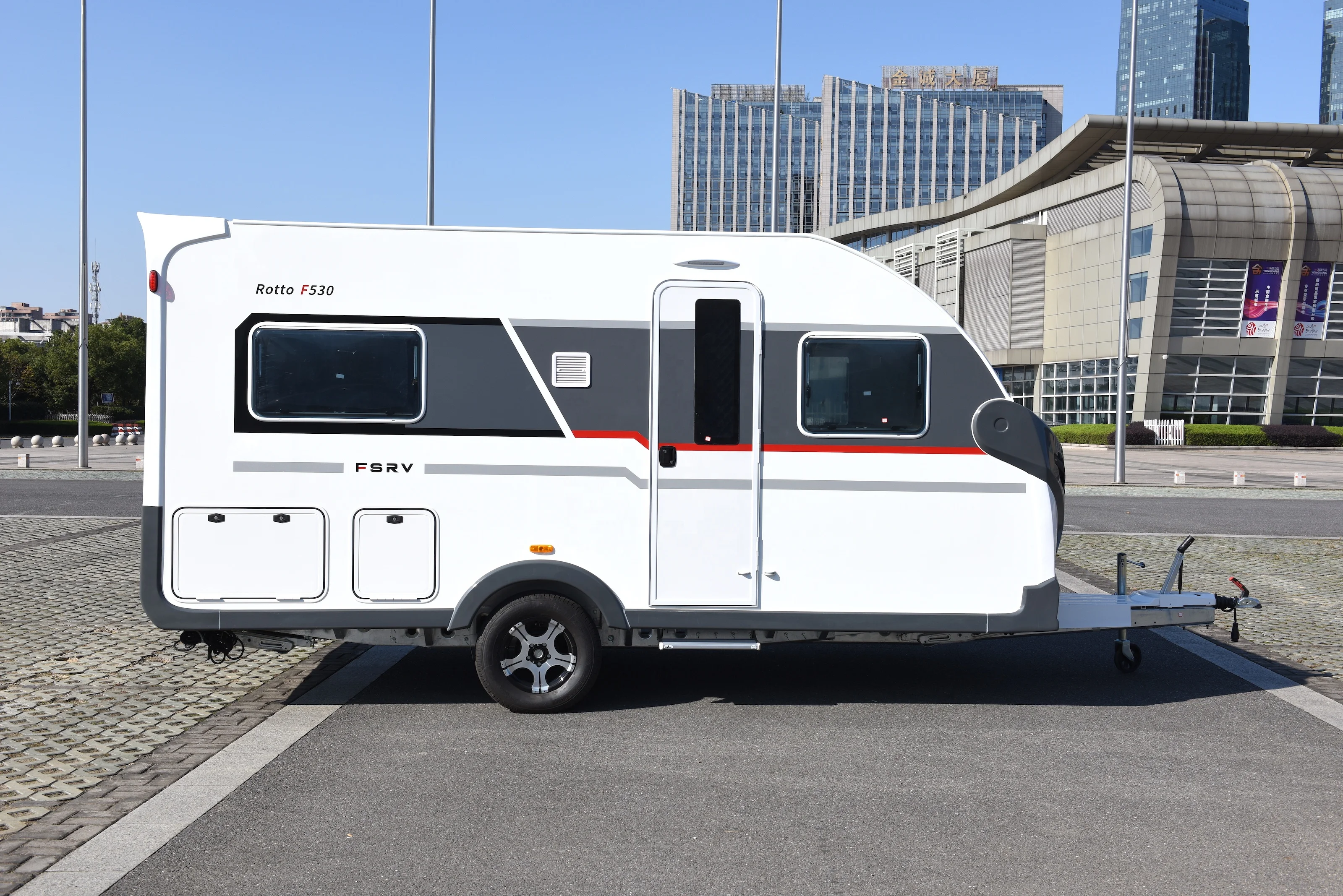 2022 China Rv Caravan Camper Motor Home Trucks Motorhome Caravan Off Road Rv Travel Trailer