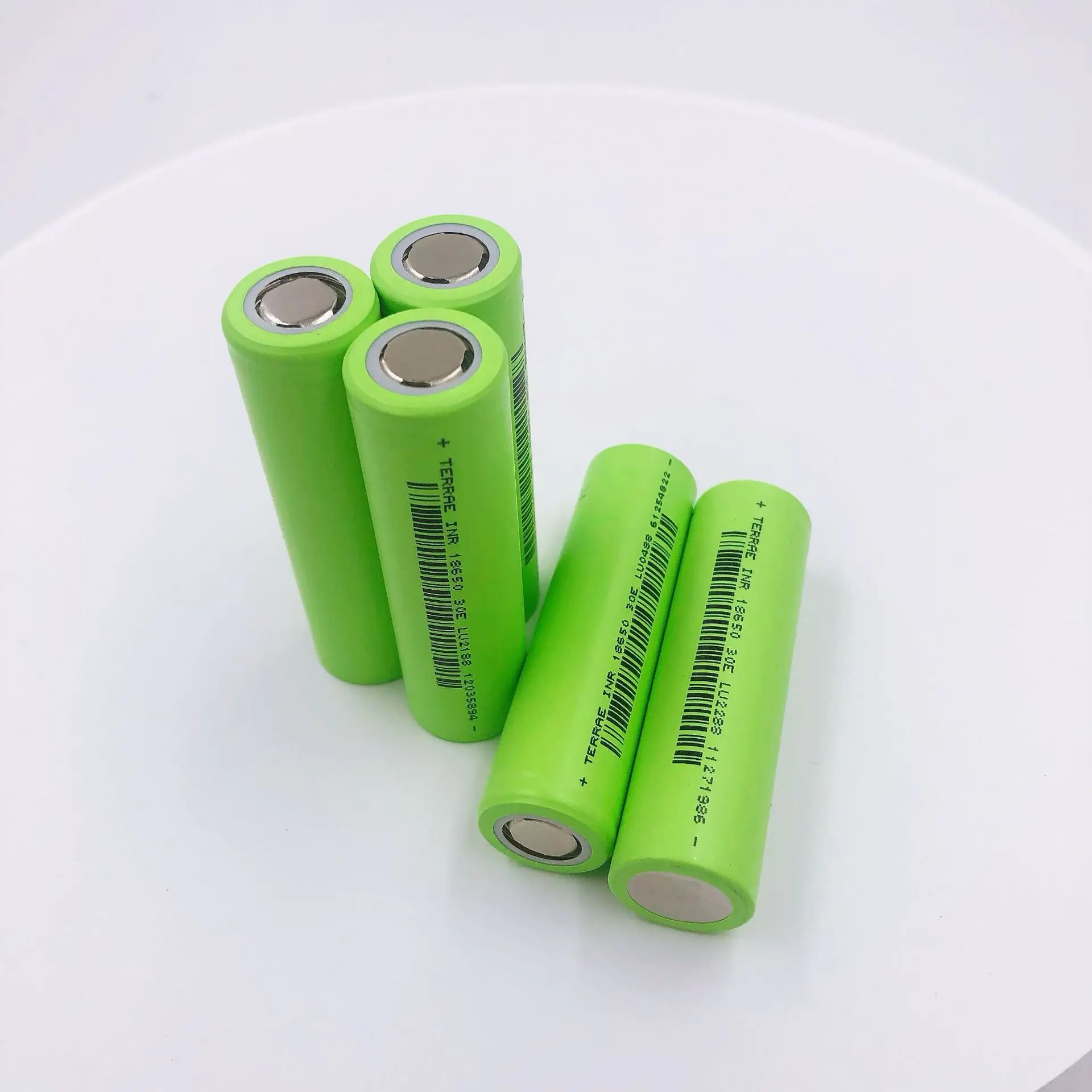 3.7V 1200mAh/1800mAh/2000mAh/2200mAh/2600mAh/3000mAh Rechargeable Lithium Ion Cell 18650 Battery