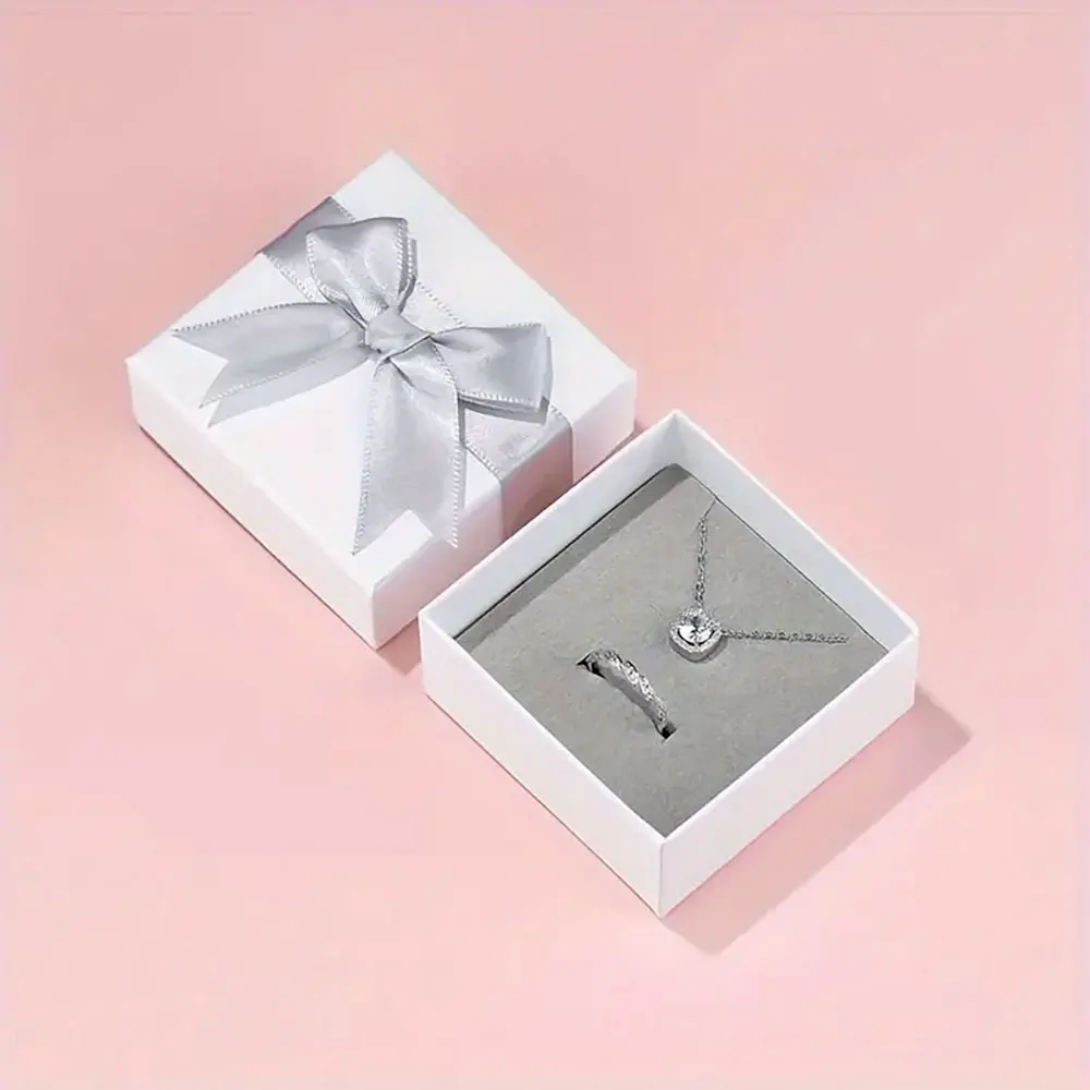 Custom Logo Cardboard Luxury Jewelry Box with Velvet Lid and Base for Bracelets Necklaces Rings Watches Party Gift Boxes