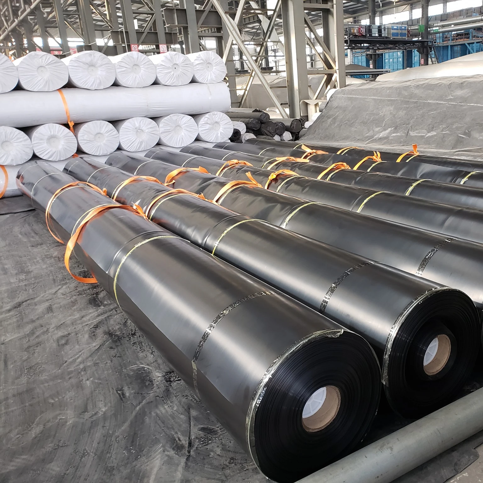 Pakistan Hot sale High Density Polyethylene HDPE Fish Farm Pond Plastic Liner Geomembrane Geomembranas 1.5mm