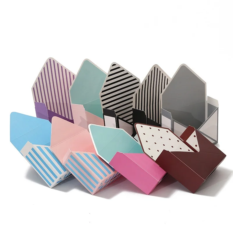 Wholesale Flower Box Folding Hand Holding Cardboard Envelope Shape Flower Packaging Box for Flower Arrangement